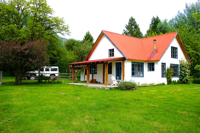 Ranch House on 880-acre Ranch in Argentine Lake District - Villa Lago Rivadavia, Argentina