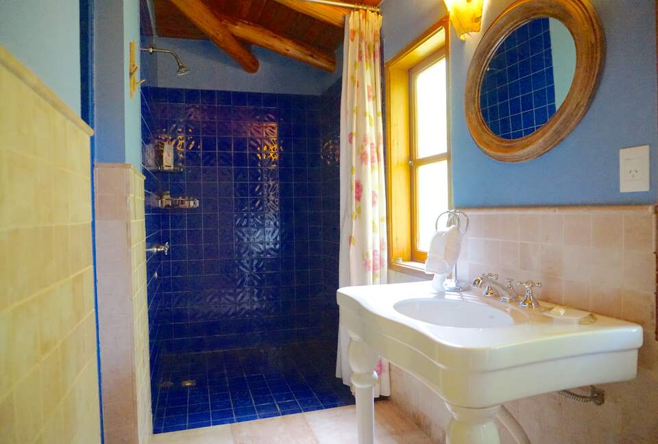 Ranch House on 880-acre Ranch in Argentine Lake District - Villa Lago Rivadavia, Argentina