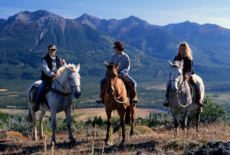 Ranch House on 880-acre Ranch in Argentine Lake District - Villa Lago Rivadavia, Argentina