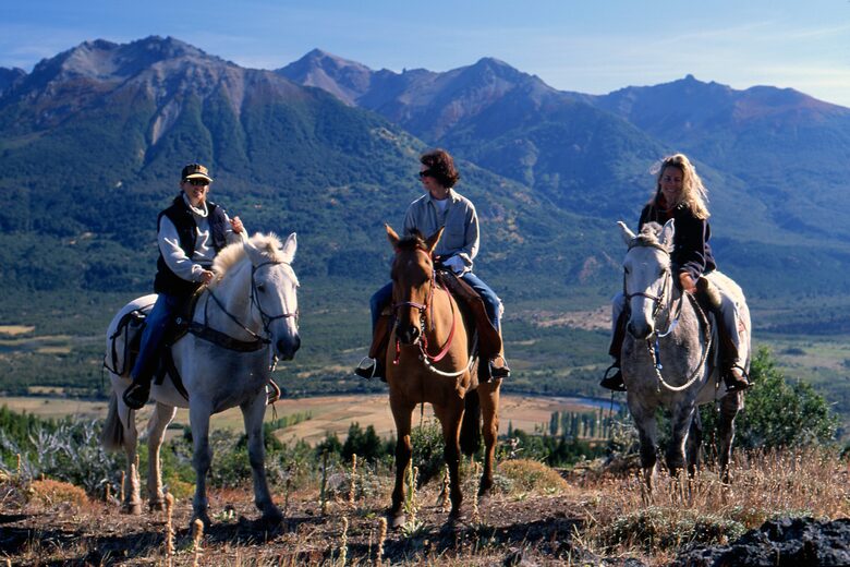 Ranch House on 880-acre Ranch in Argentine Lake District - Villa Lago Rivadavia, Argentina