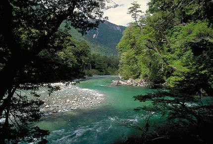 Gorgeous 880 Acre Argentina Ranch - Villa Lago Rivadavia, Argentina