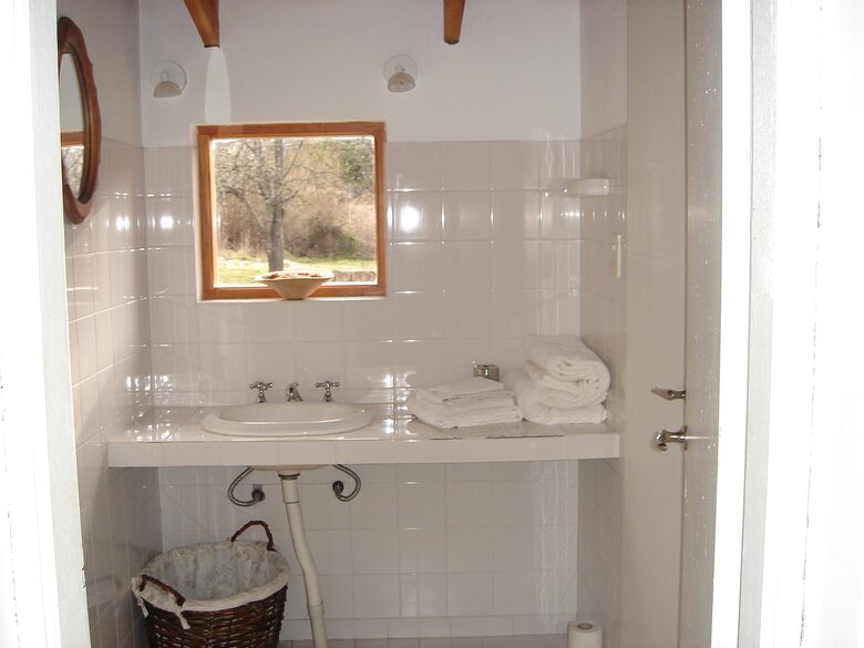 Gorgeous 880 Acre Argentina Ranch - Villa Lago Rivadavia, Argentina