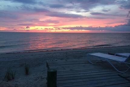 Idyllic Beachfront in Unique Casey Key - Osprey, Florida