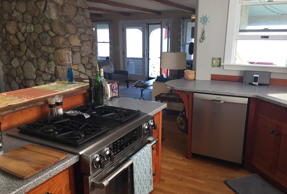 Diamond Cove Seaside Cottage - Annisquam, Massachusetts