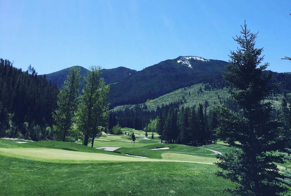 Lone Wolf Chalet Panorama Mountain - Panorama, Canada