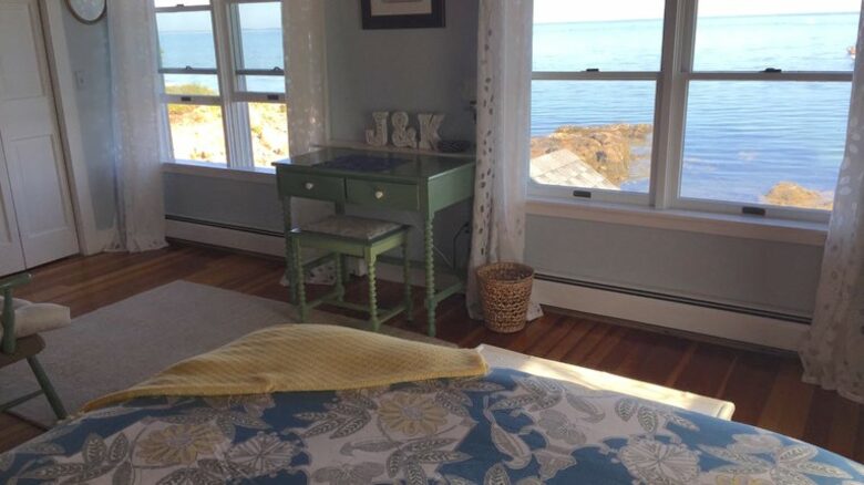 Diamond Cove Seaside Cottage - Annisquam, Massachusetts