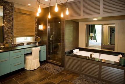 Ark on Lake Lanier - Gainesville, Georgia