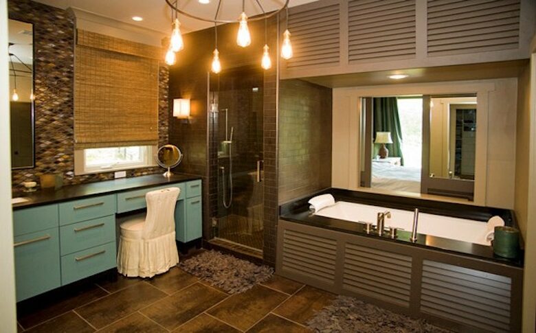 Ark on Lake Lanier - Gainesville, Georgia