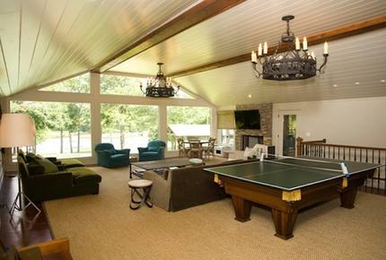 Ark on Lake Lanier - Gainesville, Georgia