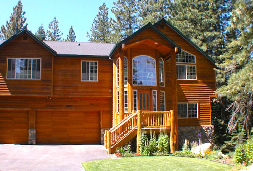 Black Bear Lodge - South Lake Tahoe, California