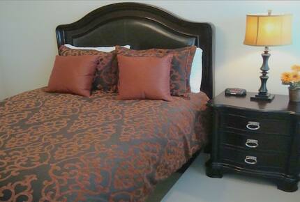 Lake Travis Villa - Hollows Resort - Jonestown, Texas