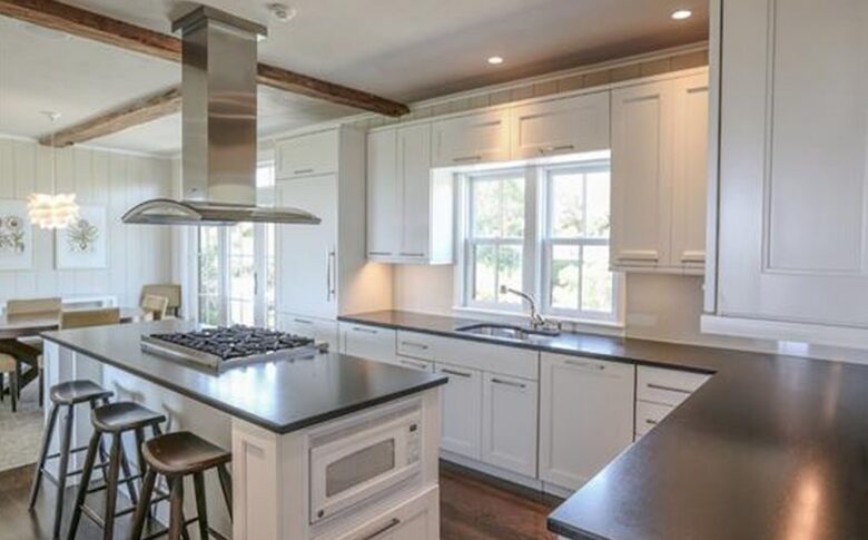 Nantucket Water View - Nantucket, Massachusetts