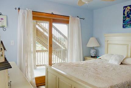 Stargazer Oceanside Home in Carova Beach - Outer Banks - Corolla, North Carolina