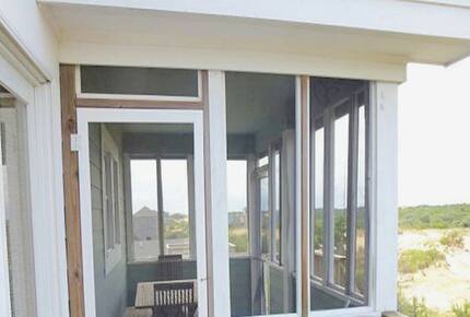 Stargazer Oceanside Home in Carova Beach - Outer Banks - Corolla, North Carolina