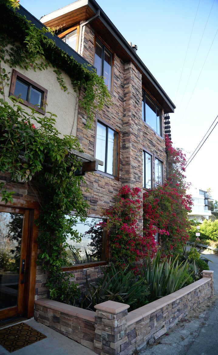 Hollywood Hills Home with Exquisite View - Los Angeles, California