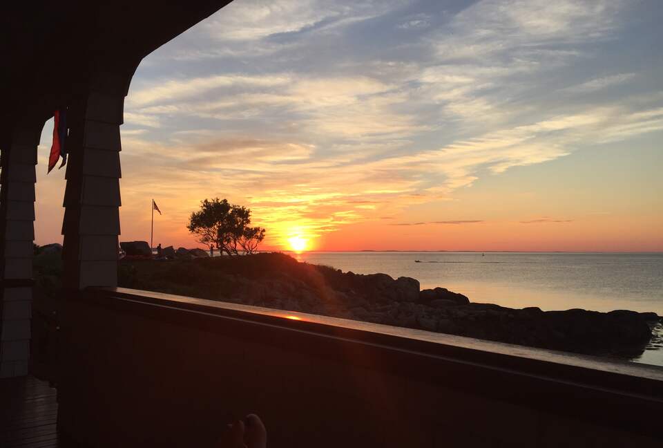 Diamond Cove Seaside Cottage - Annisquam, Massachusetts