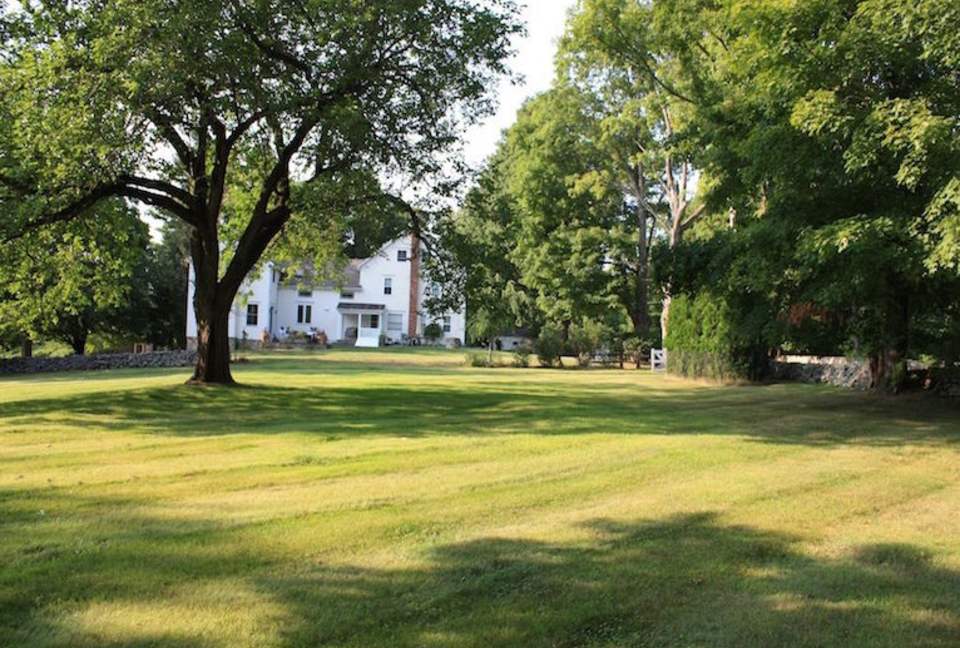 Elegant Country Estate - Newtown, Connecticut