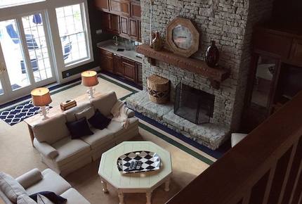 Luxurious Lake Front Home with Private Pool and Dock - Greensboro, Georgia