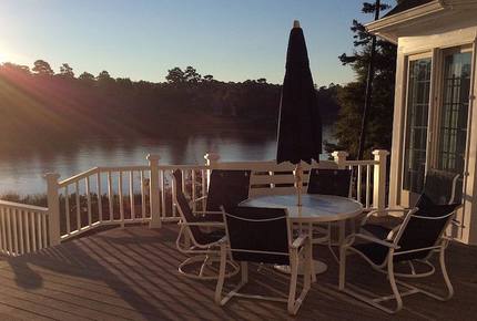 Luxurious Lake Front Home with Private Pool and Dock - Greensboro, Georgia