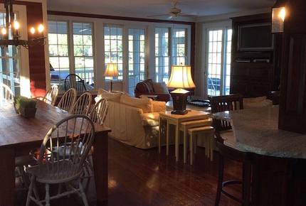 Luxurious Lake Front Home with Private Pool and Dock - Greensboro, Georgia