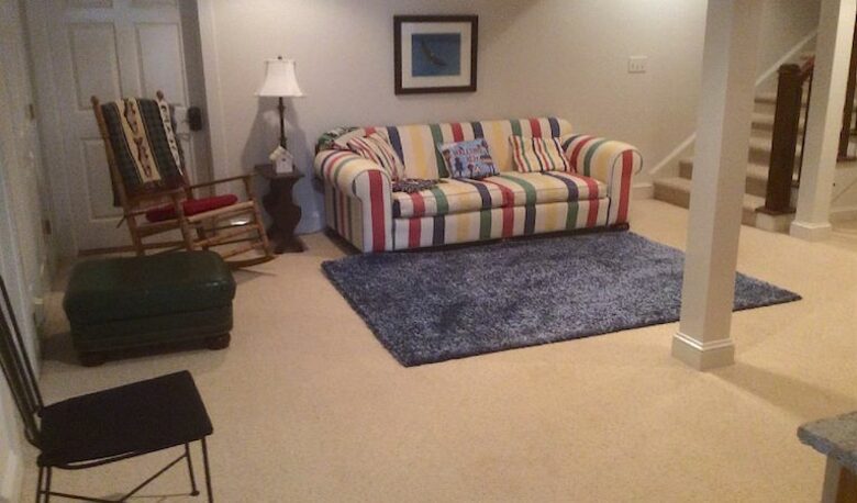 Luxurious Lake Front Home with Private Pool and Dock - Greensboro, Georgia