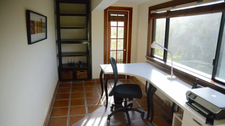 Hollywood Hills Home with Exquisite View - Los Angeles, California