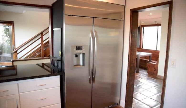 Hollywood Hills Home with Exquisite View - Los Angeles, California