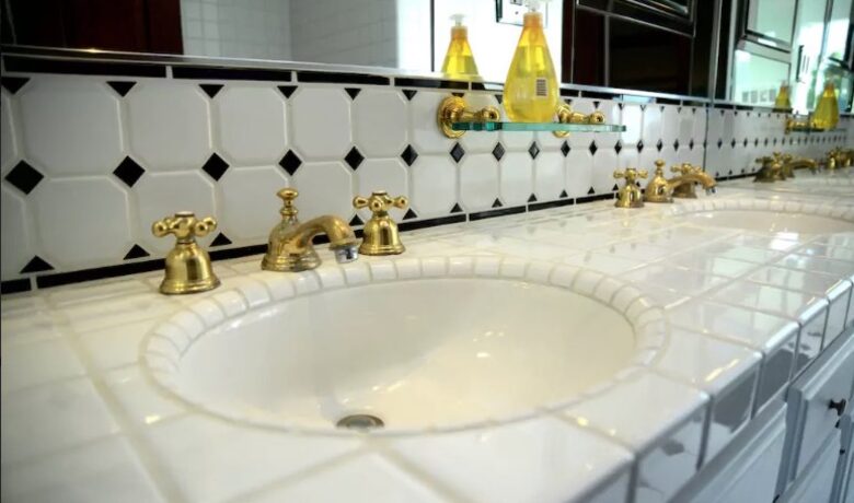 Hollywood Hills Home with Exquisite View - Los Angeles, California