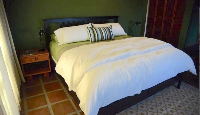 Hollywood Hills Home with Exquisite View - Los Angeles, California