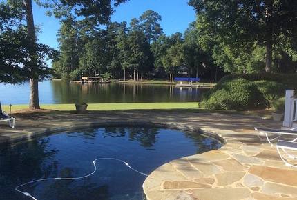 Charming Southern Lakefront Home with Pool - Greensboro, Georgia