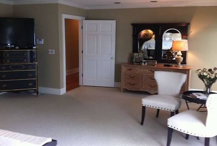 Charming Southern Lakefront Home with Pool - Greensboro, Georgia