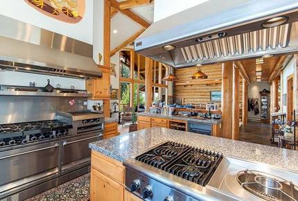 Tahoe Nevada Log Home - Gardnerville, Nevada