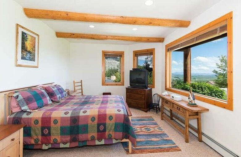 Tahoe Nevada Log Home - Gardnerville, Nevada