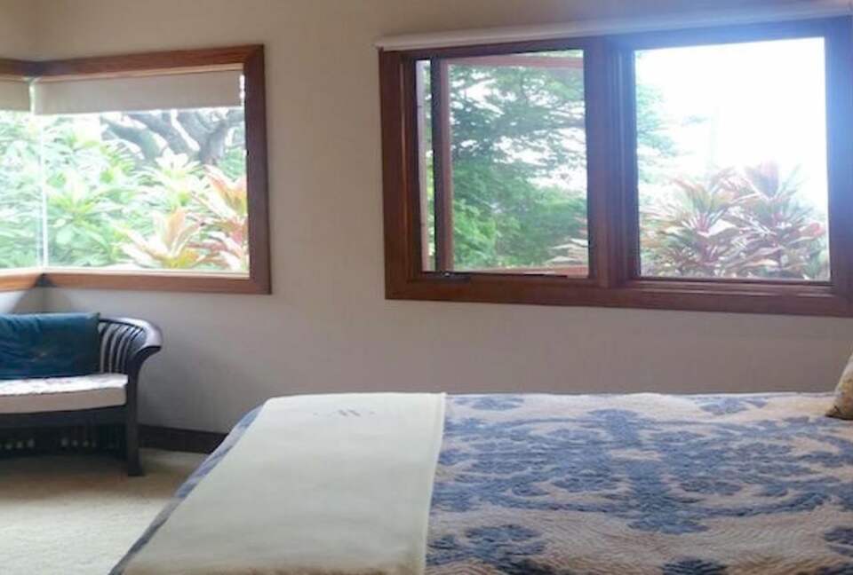 The Auamo Compound at Hokuli'a - KEALAKEKUA, Big Island, Hawaii