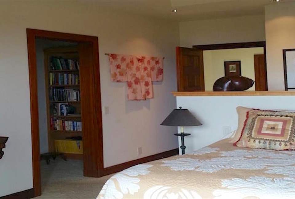 The Auamo Compound at Hokuli'a - KEALAKEKUA, Big Island, Hawaii