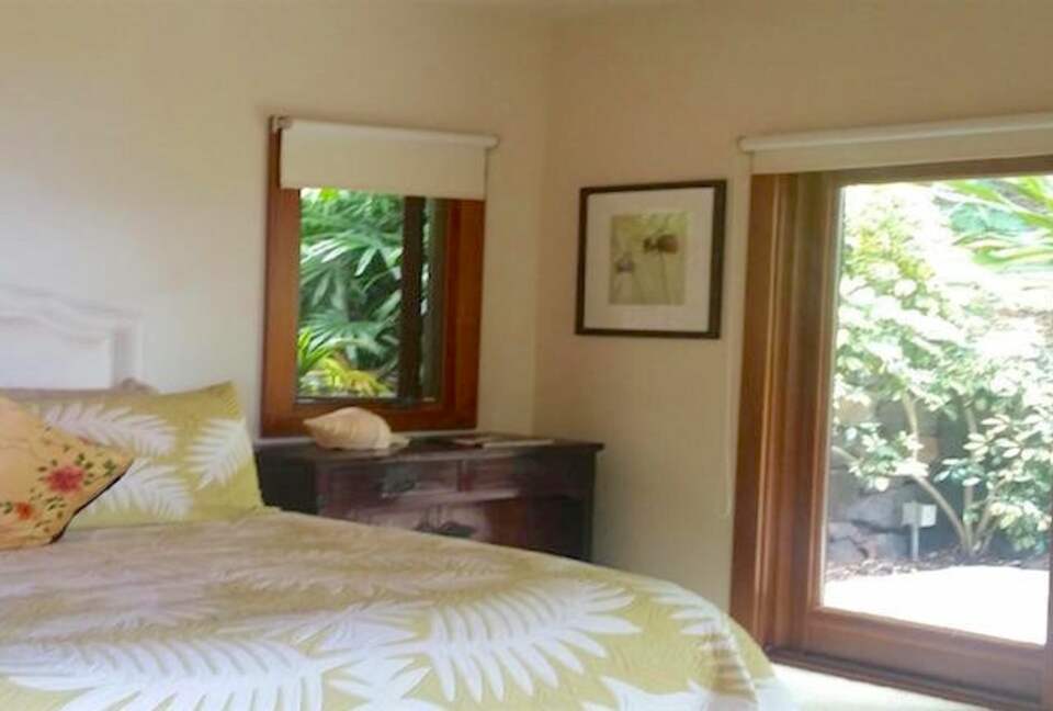 The Auamo Compound at Hokuli'a - KEALAKEKUA, Big Island, Hawaii