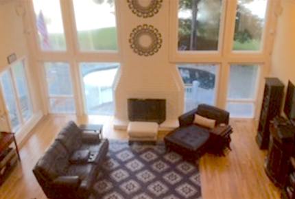 Charming Southern Lakefront Home with Pool - Greensboro, Georgia