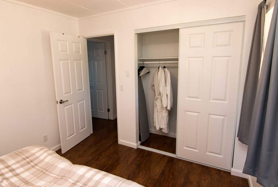 Enriquez Vineyard Cottage - Napa/Sonoma Area - Forestville, California