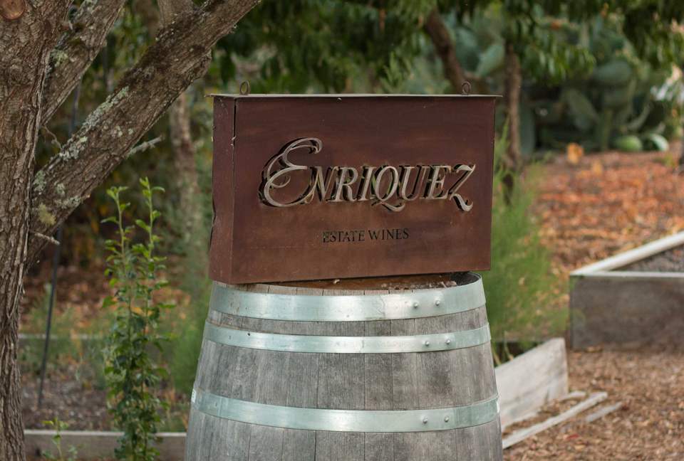 Enriquez Vineyard Cottage - Napa/Sonoma Area - Forestville, California