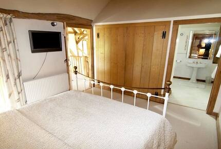 Lydens Middle Barn - Hever, Kent, United Kingdom