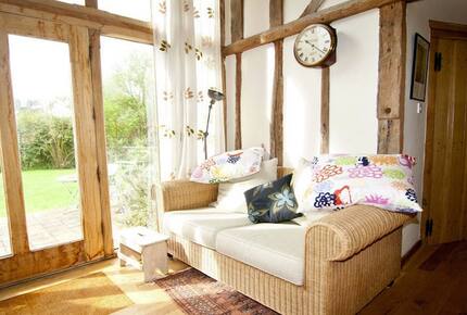 Lydens Middle Barn - Hever, Kent, United Kingdom