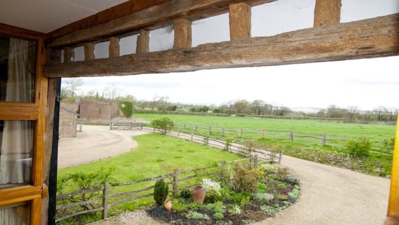 Lydens Middle Barn - Hever, Kent, United Kingdom