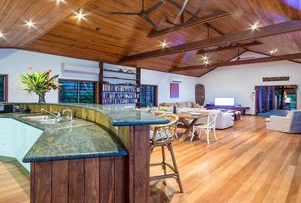 Unique Pebble Beach Home - Pebble Beach, Australia