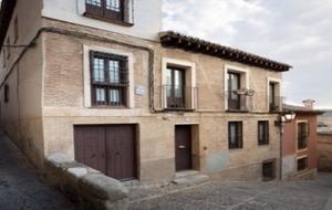 Historic Dwelling in Central Toledo - Toledo, Spain