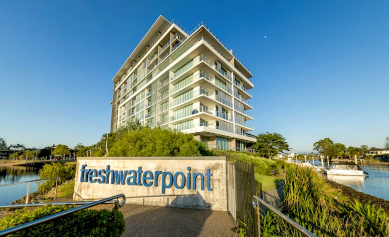 Broadbeach Luxury Villa - Broadbeach Waters, Australia