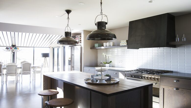 Modern Luxury and Northern Lights - Selfoss, Iceland