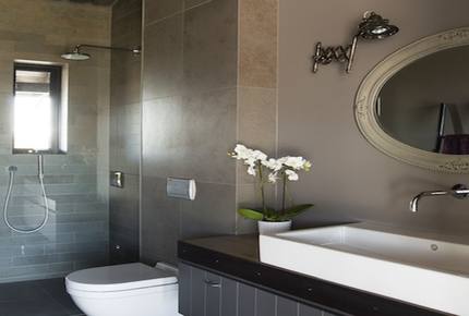 Modern Luxury and Northern Lights - Selfoss, Iceland