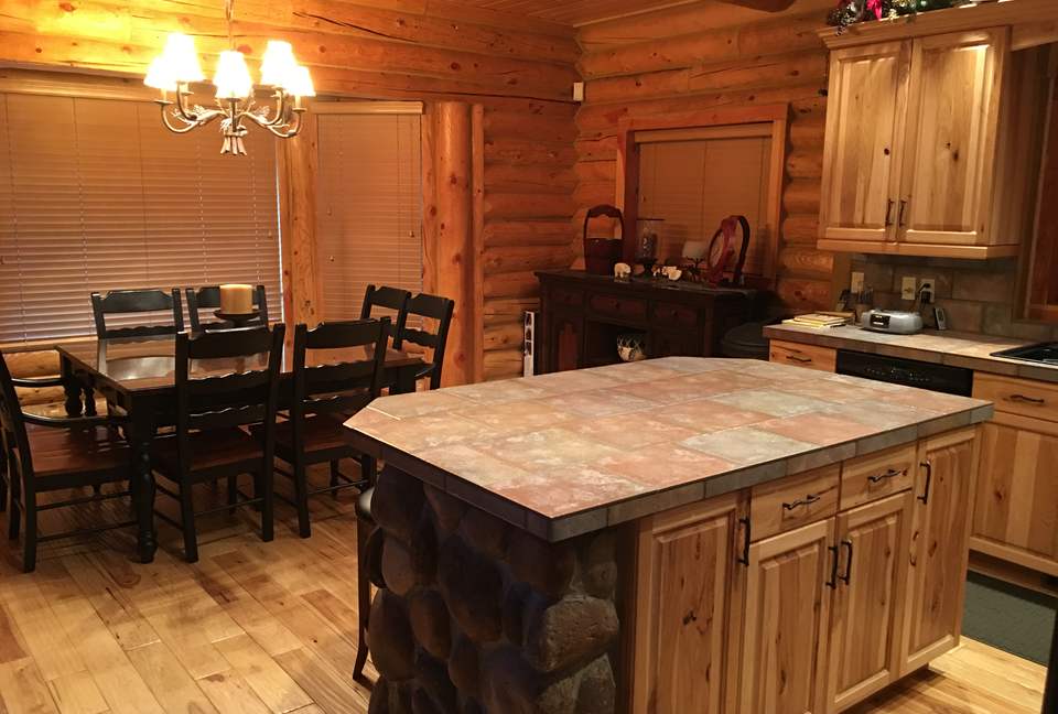 Secluded Log Cabin at Snake Creek - Midway, Utah