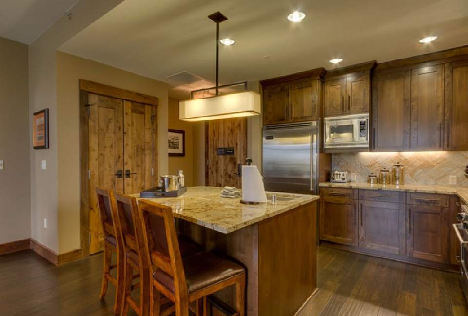 Northstar Lodge - 2 Bedroom Luxury Winter Heaven! - Truckee, California