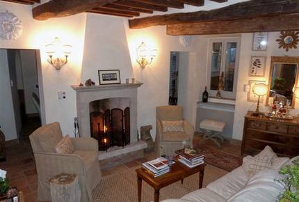 Elegant Italian Townhouse - Ficulle, Italy